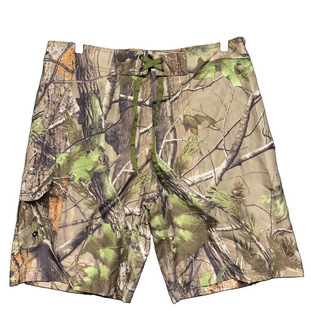 Realtree APG Men Lightweight Camo Board Shorts Trunks Hunting Size M Drawstring